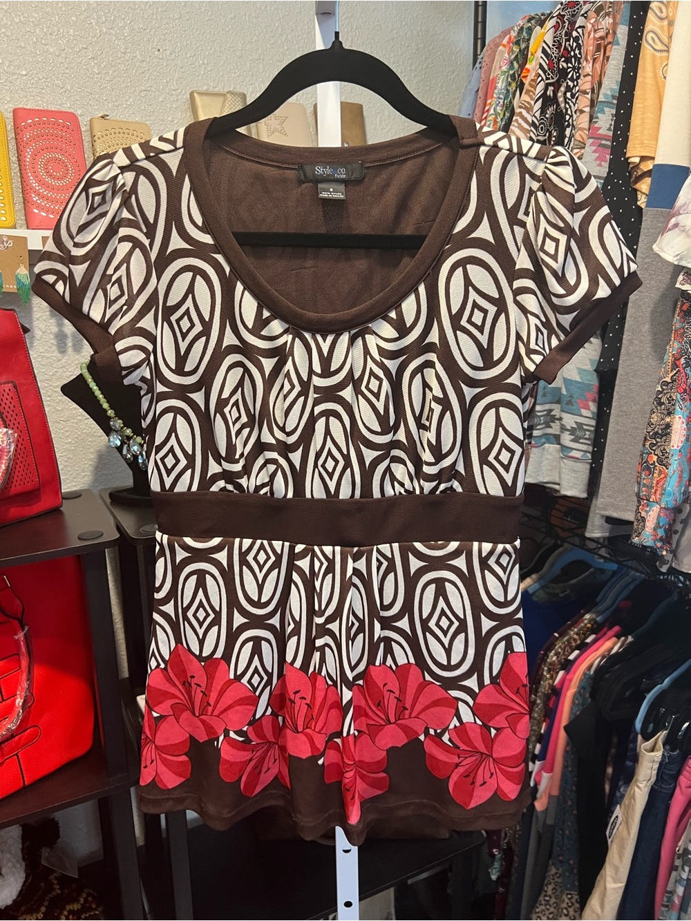 Style & Co. Brown and White Scoop Neck Tunic with Red Floral Border